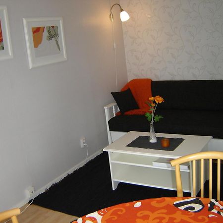 Hjortoe Stugor & Stockhus Finstrom Buitenkant foto