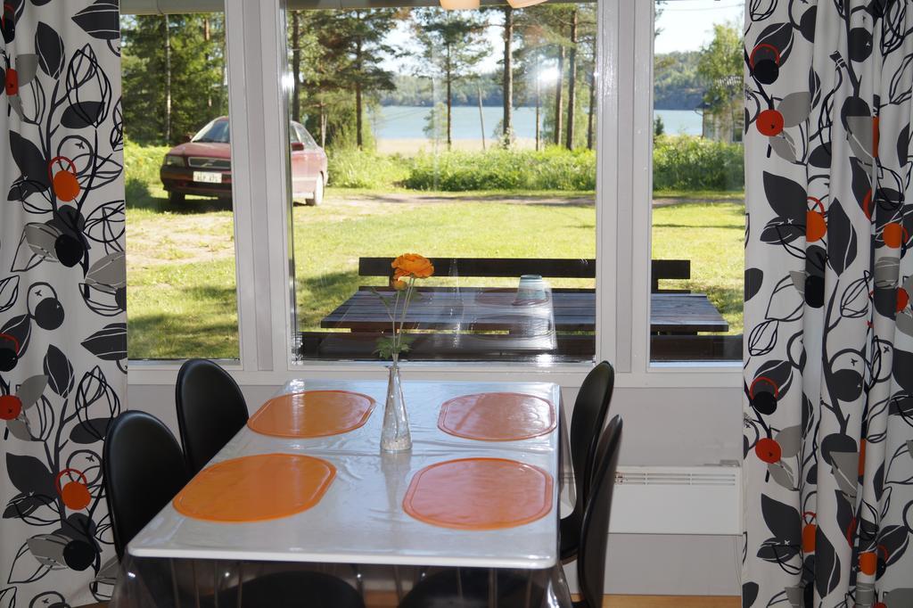 Hjortoe Stugor & Stockhus Finstrom Kamer foto